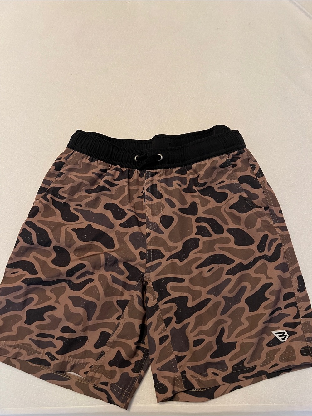 Burlebo Boys Youth Brown Camo Shorts XL